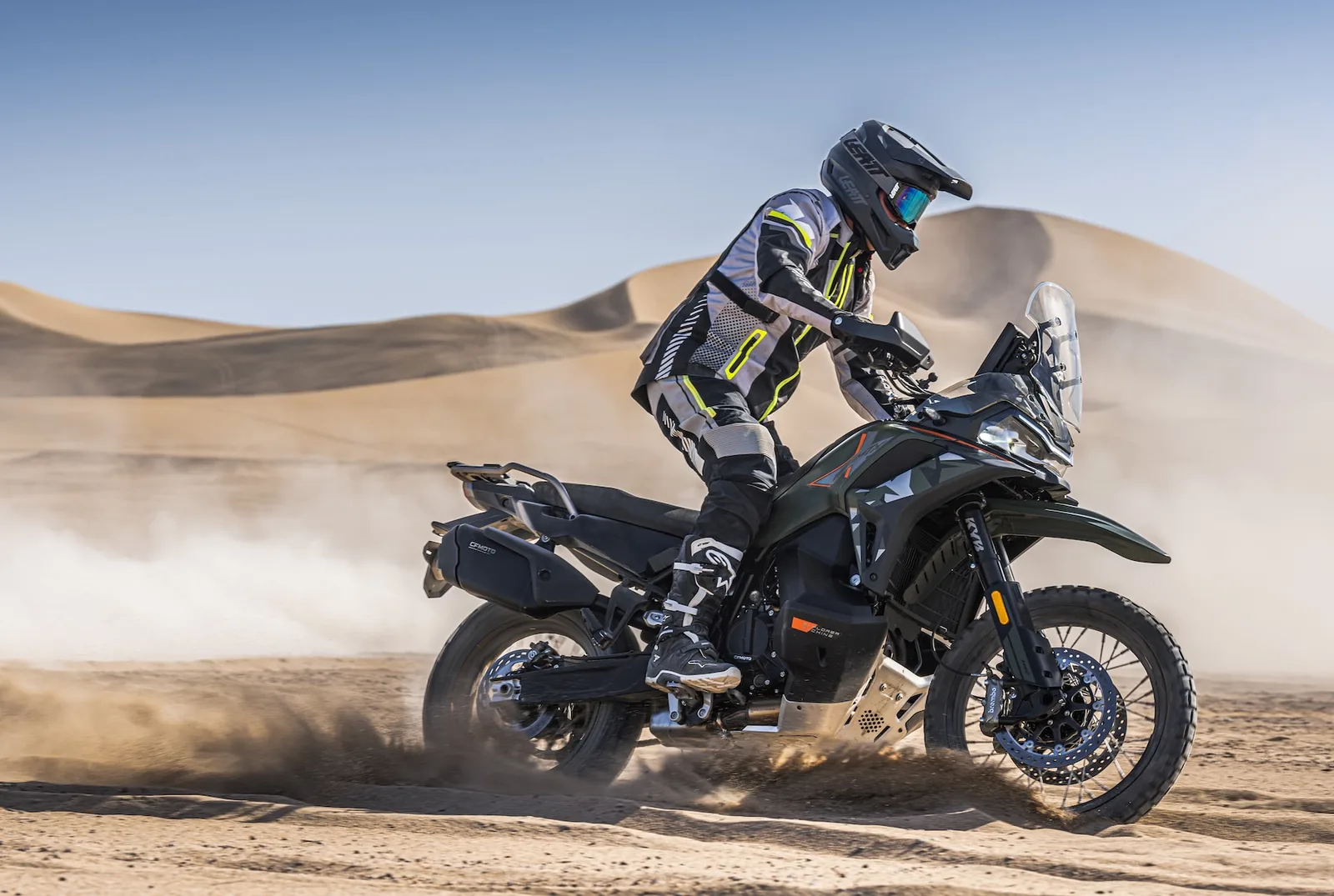 CFMOTO 1000MT-X — fotografia 10