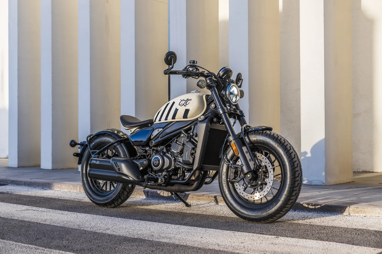 CFMOTO 450CL-C Bobber — fotografia 9