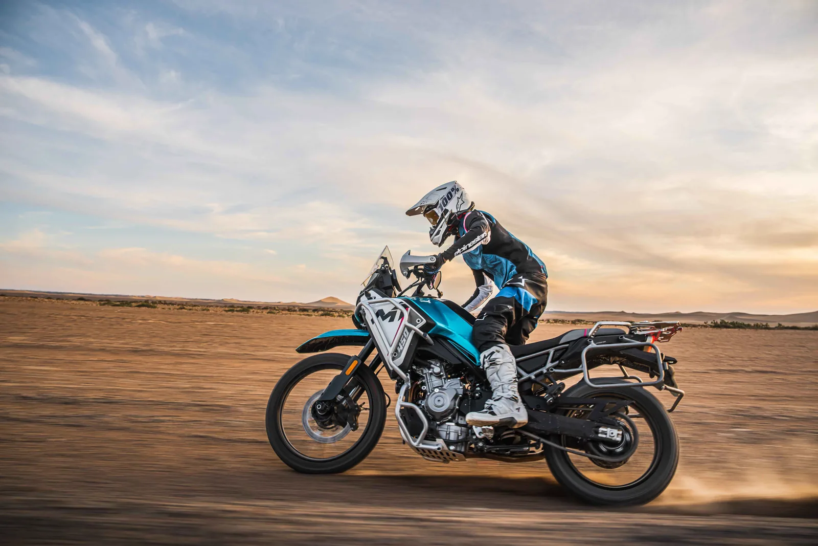CFMOTO 450MT-R / RX — fotografia 8