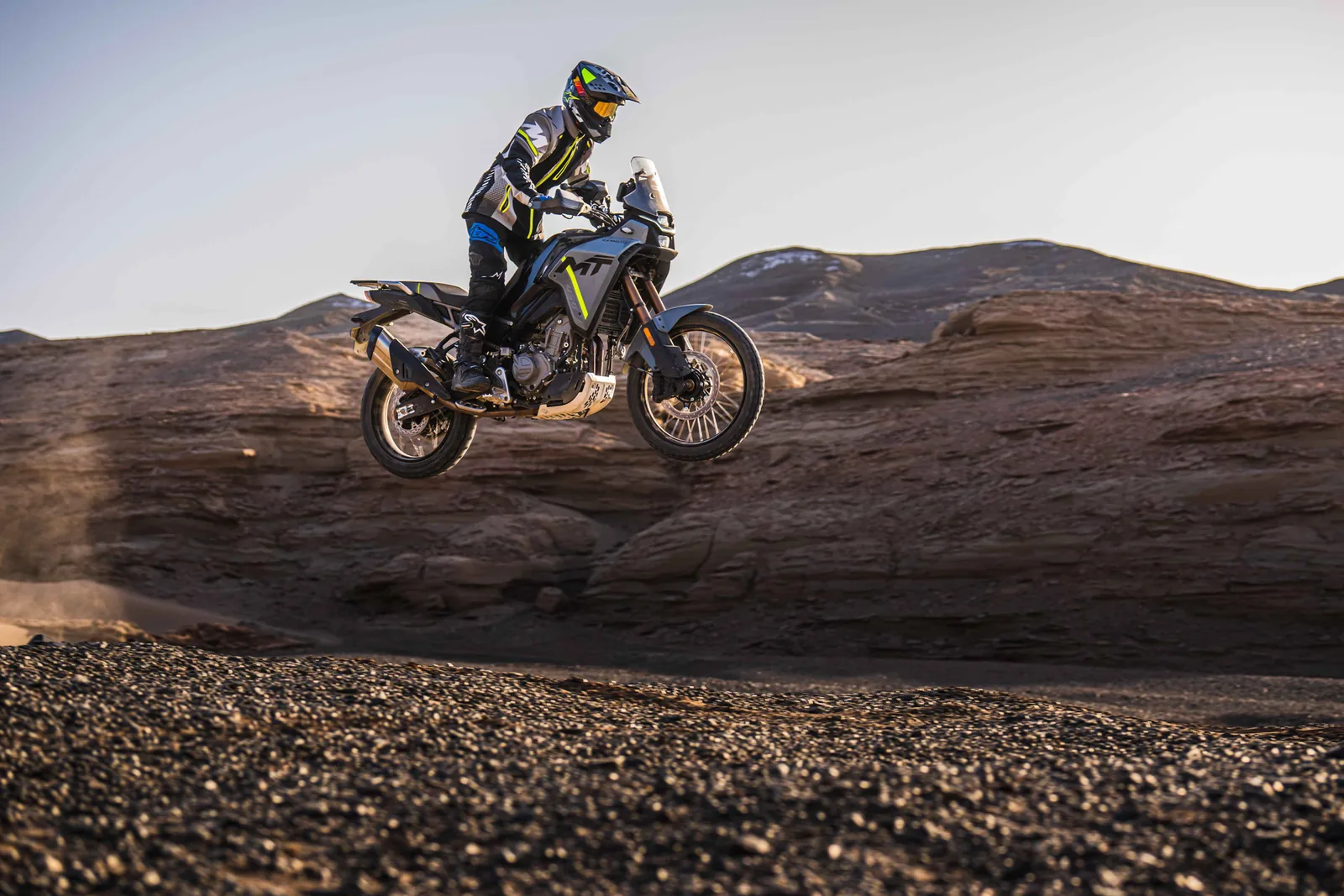 CFMOTO 450MT-R / RX — fotografia 9