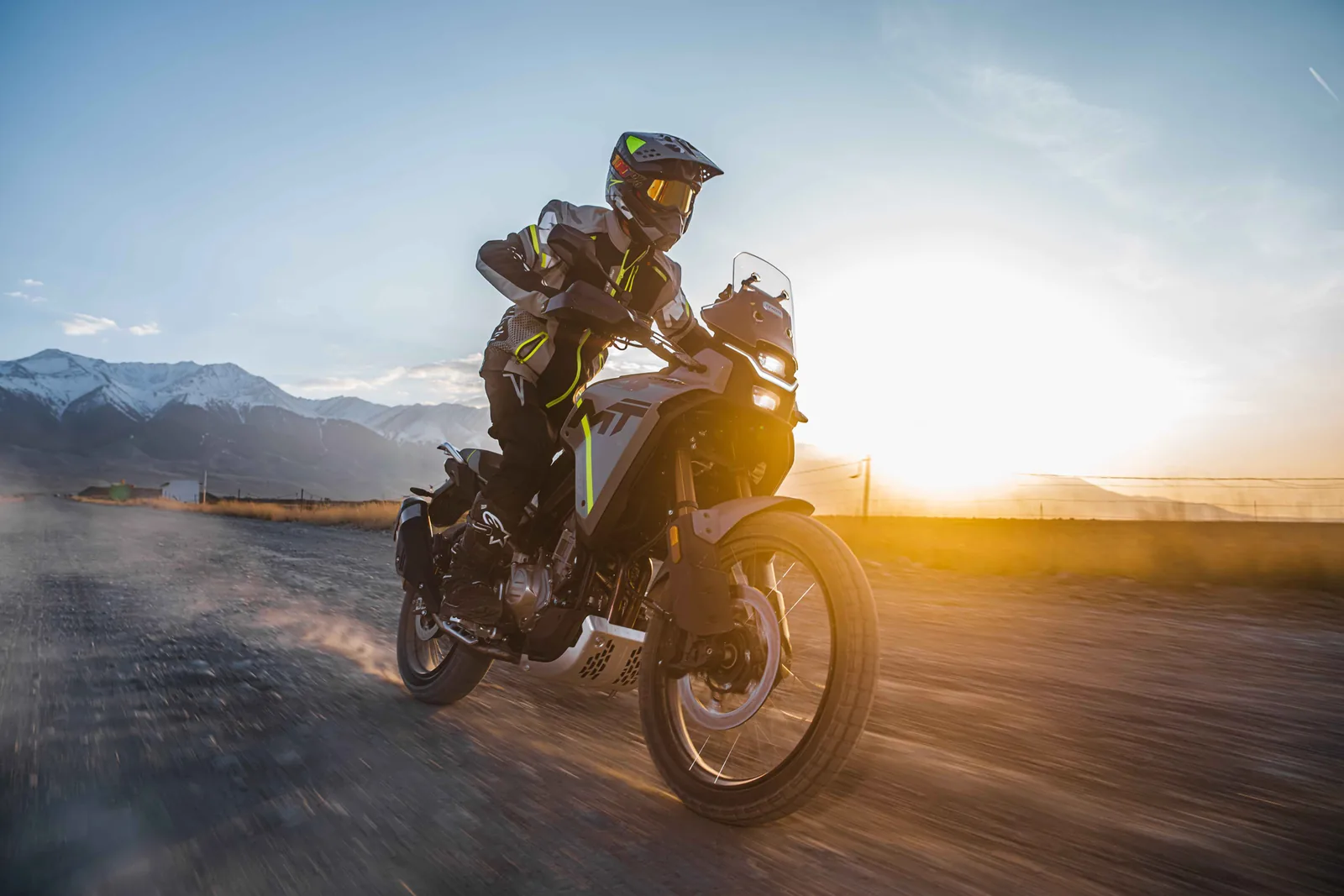 CFMOTO 450MT-R / RX — fotografia 16