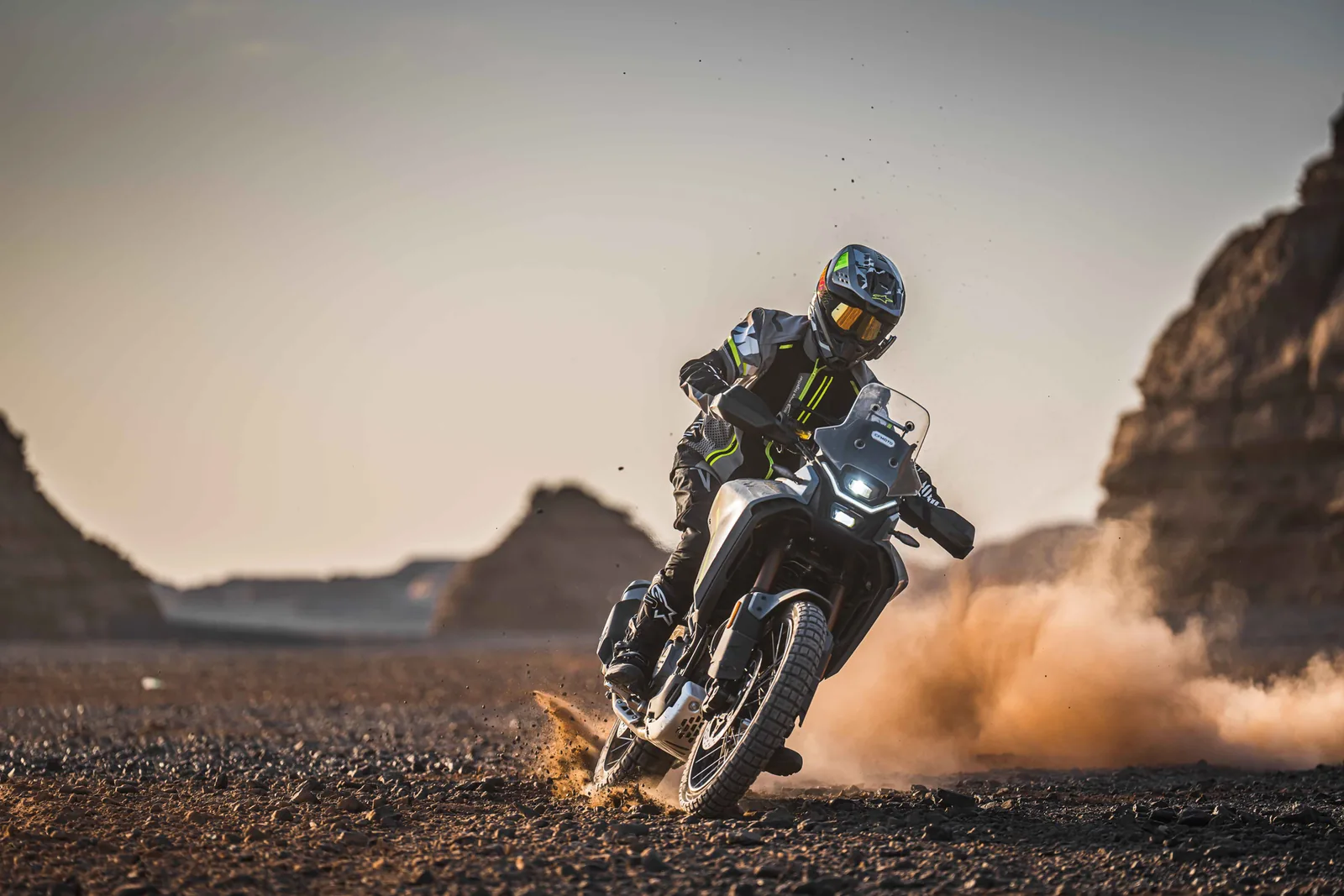 CFMOTO 450MT-R / RX — fotografia 29
